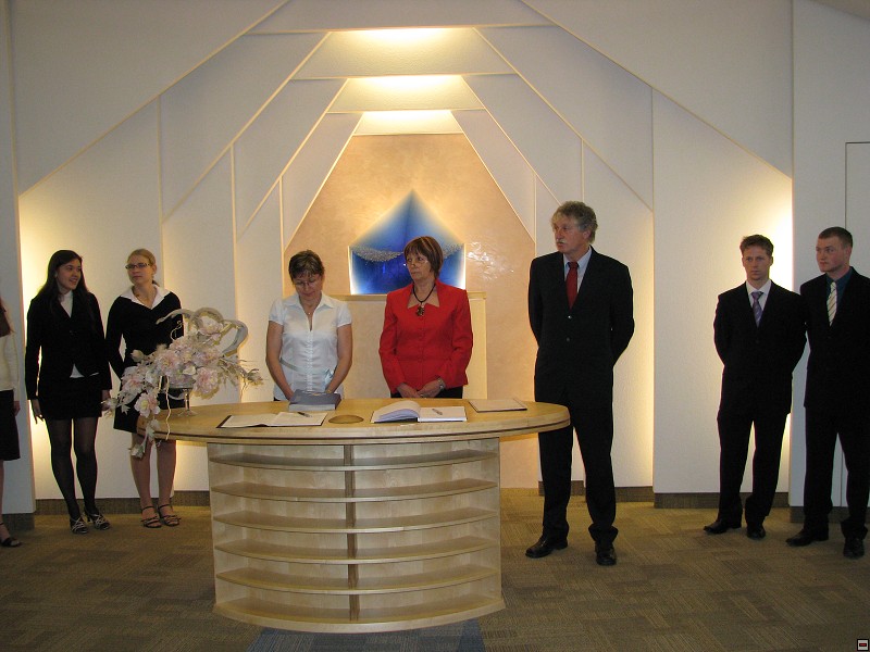 img00150.jpg